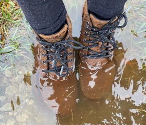 barefoot waterproof boots