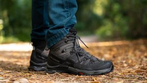 hiking backpacking boots