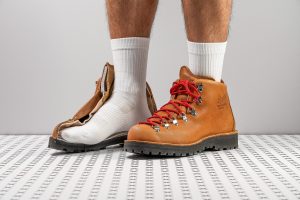 hiking boots danner