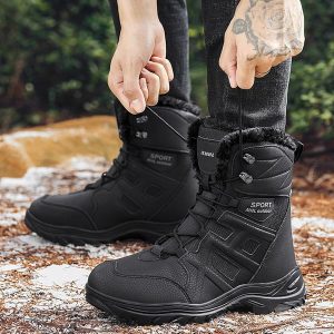 insulated boots for winter hiking